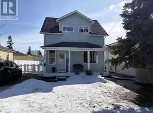 523 1st St E, Fort Frances, ON P9A1L2