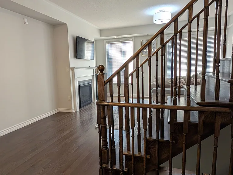 6 Westbury Way — Photo 23
