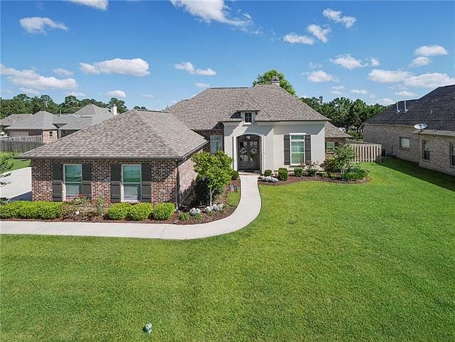 2nd image of 250 W. Longview Court