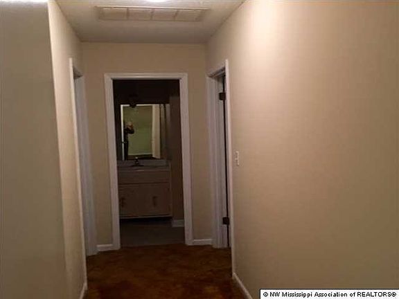 3rd image of 798 Silver Hills Dr