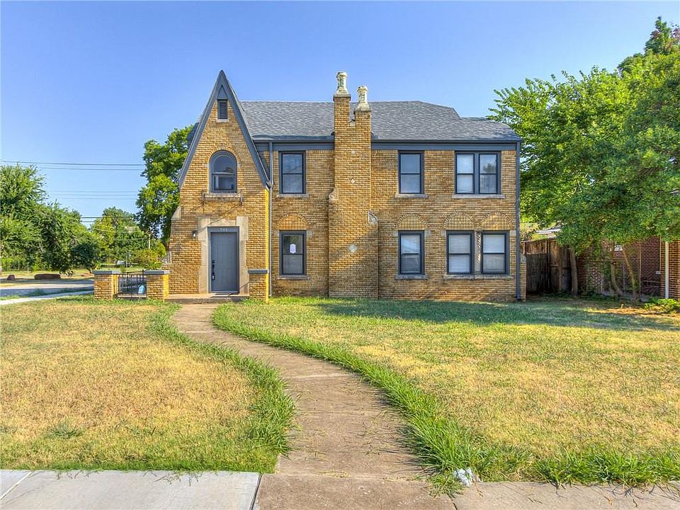 1st image of 701 NE 14th St