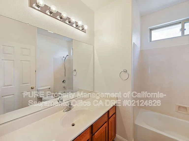 1732 Bamboo St — Photo 11