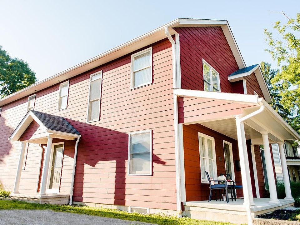 1st image of 228 Sunrise St