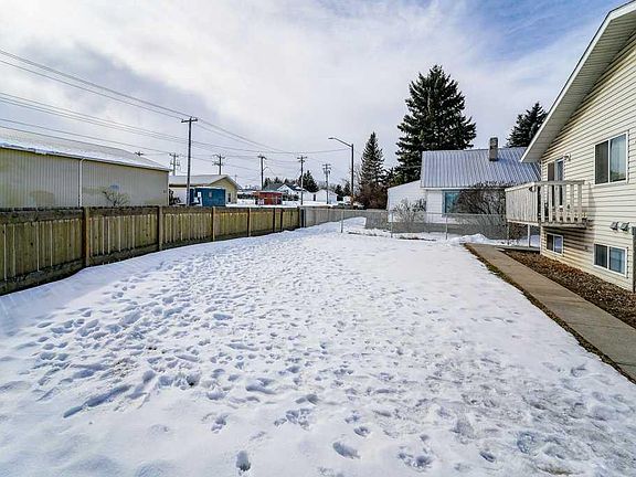 5th image of 4912 56th St