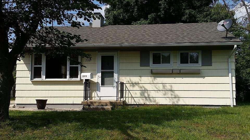 1st image of 2389 Carew Ave