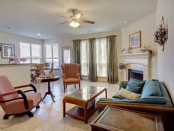 5th image of 4640 Sleepy Meadows Dr