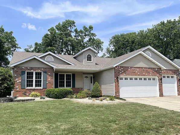 215 Belden Dr, Edwardsville, IL 62025