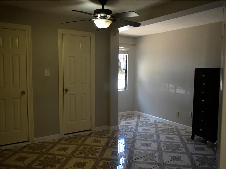 5922 Lavender St — Photo 15
