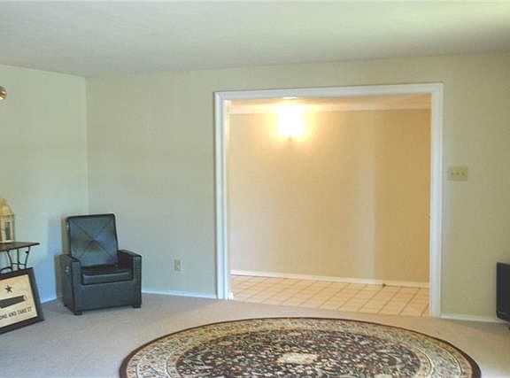 5th image of 2101 Courtland Cir