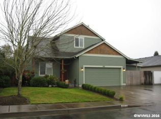 952 Highberger Loop, Aumsville, OR 97325