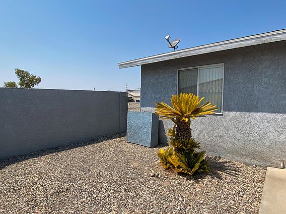 3rd image of 3760 Cactus Ridge Dr