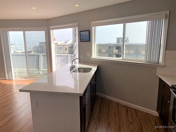 4th image of 725 Corbett Ave APT 14