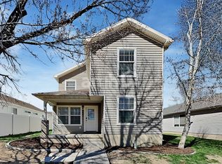 7801 N Ash Point Cir, Eagle Mountain, UT 84005