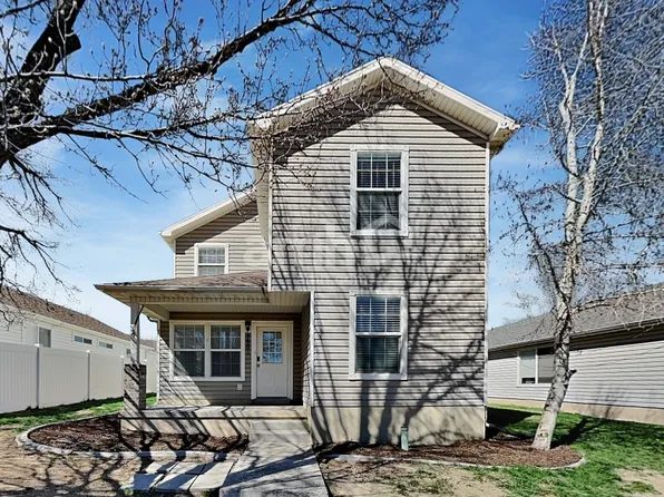 7801 N Ash Point Cir, Eagle Mountain, UT 84005