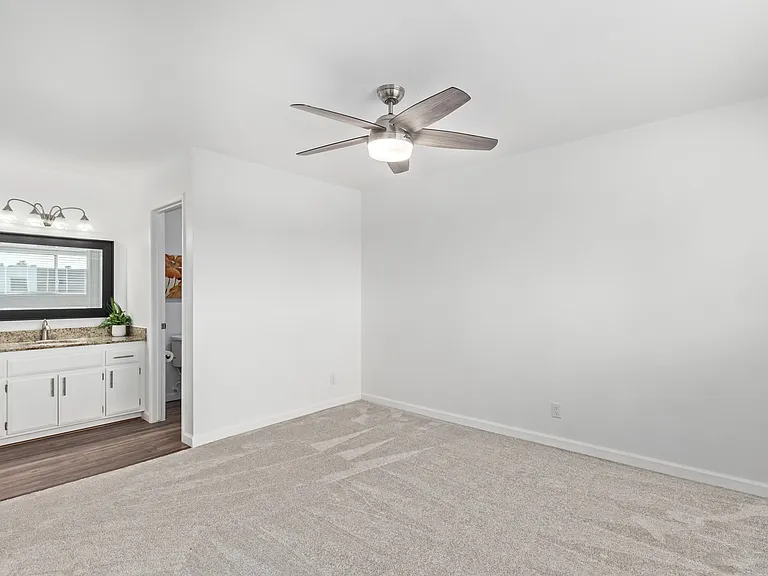 5525 E Thomas Rd #Q8 — Photo 13