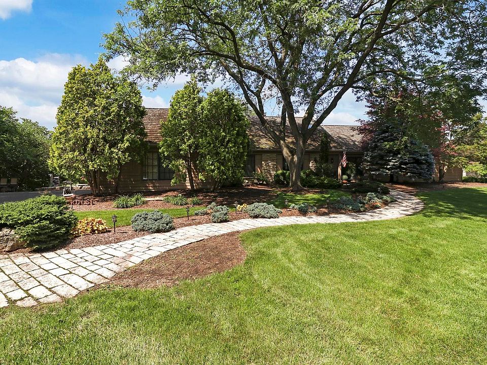 30 W Mundhank Rd, South Barrington, IL 60010 | Zillow