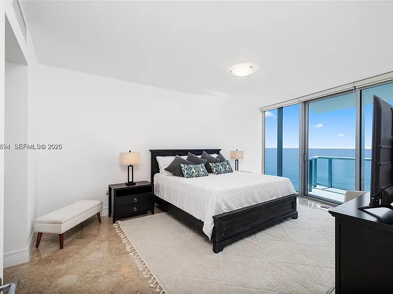 17001 Collins Ave #2807 — Photo 9