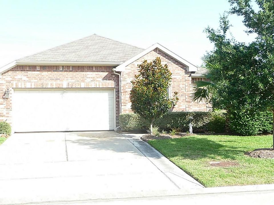 1st image of 2402 Alamanni Dr