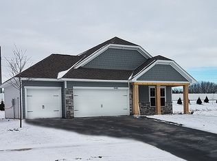 5145 151st St W, Apple Valley, MN 55124