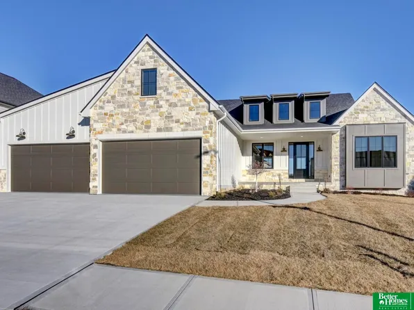 21004 Joseph St, Elkhorn, NE 68022