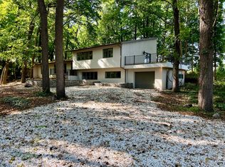 3411 E Airport Rd, Urbana, IL 61802