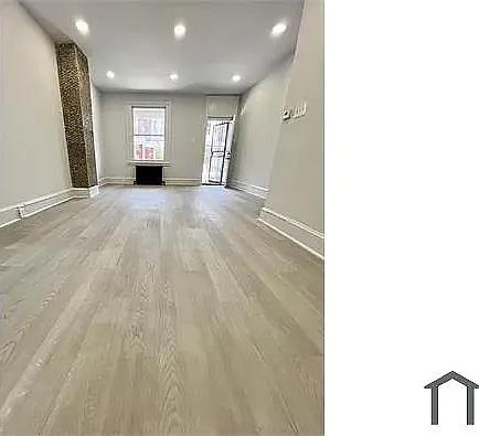 1532 S Lindenwood St — Photo 3