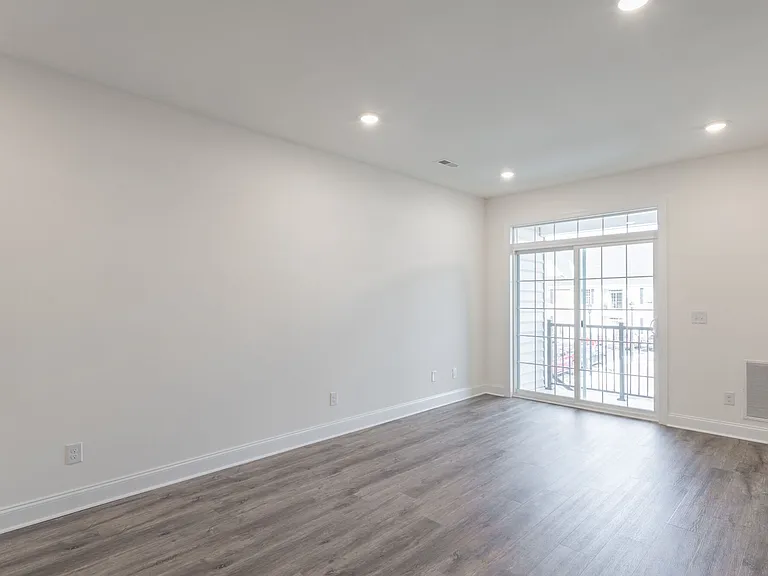 The Residences at St. Joseph Court — Photo 6