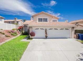 9212 Sunridge Dr, Riverside, CA 92508