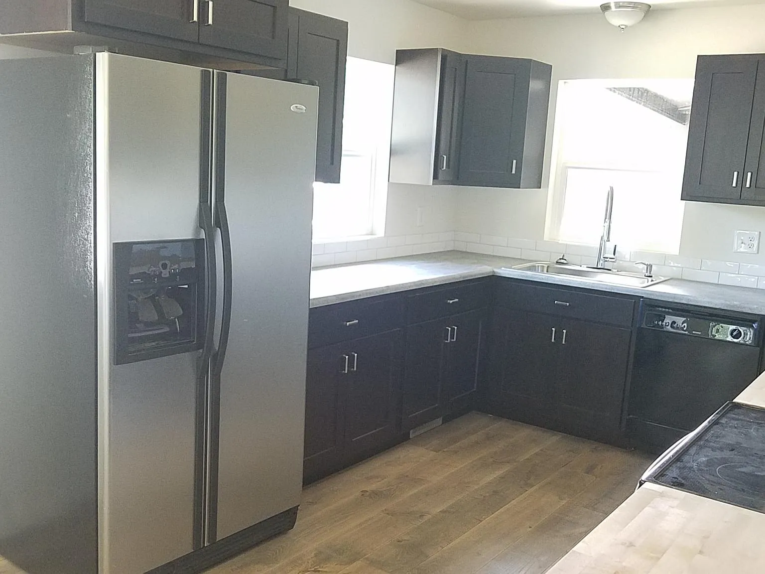3 bed, 1824 sqft, $2,100 — Photo 2