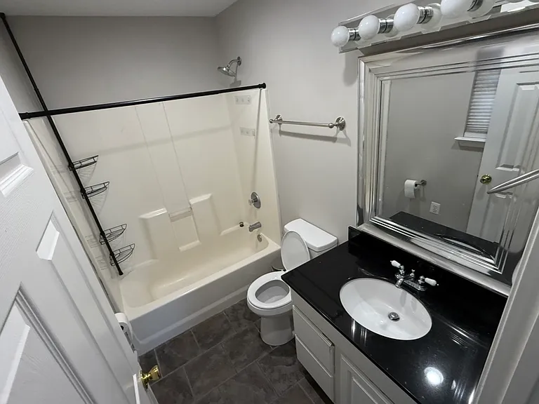 7741 Edgewood Ave — Photo 9