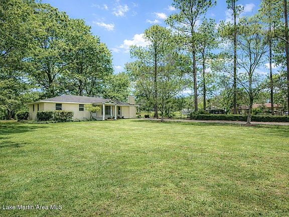 3rd image of 3635 Notasulga Rd