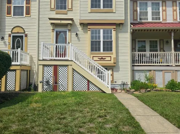 3 Wagon Wheel Dr, Sicklerville, NJ 08081