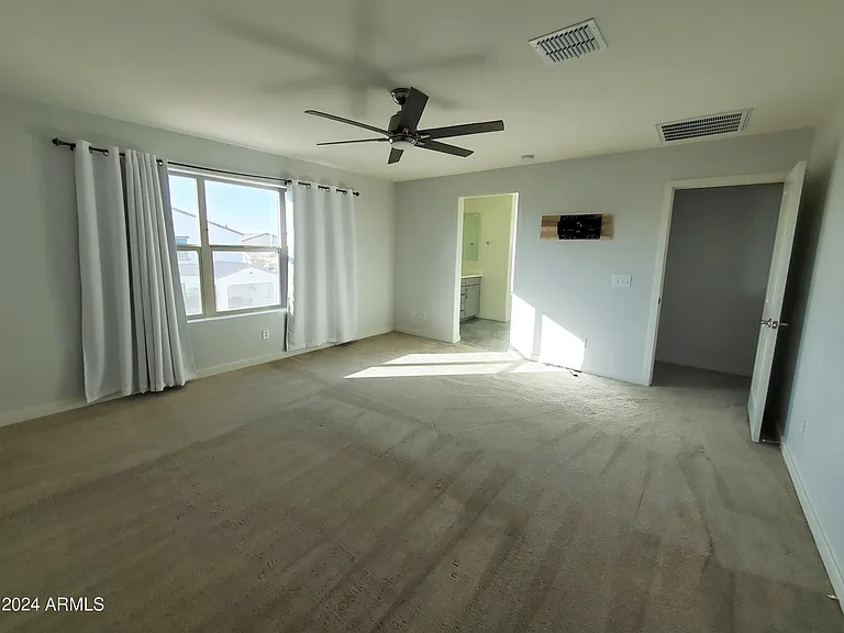 5220 S Hadron — Photo 16