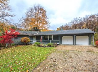 13620 Radcliffe Rd, Chardon, OH 44024