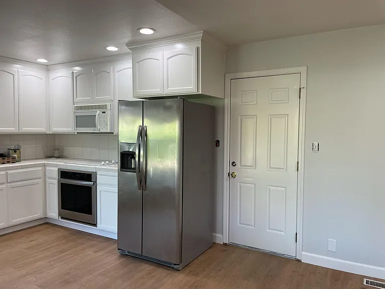 1397 Kinsule Ct — Photo 4