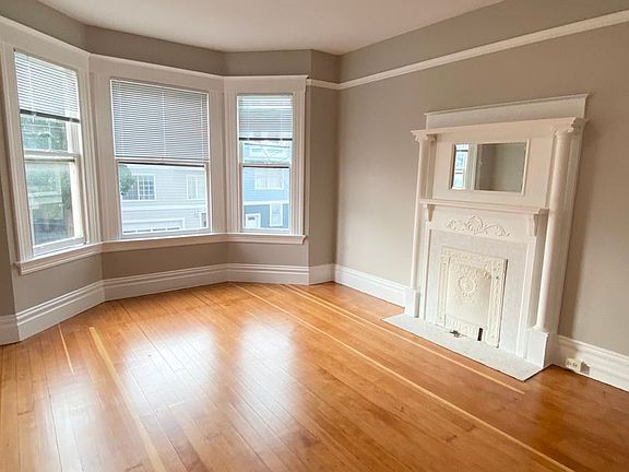 2nd image of 872 Greenwich St #864