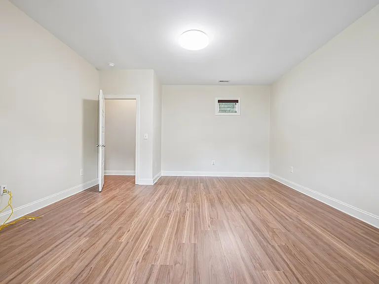 808 Laurel Garden Way — Photo 43