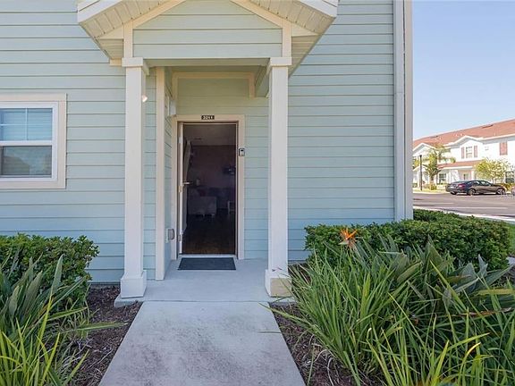 3rd image of 3211 Oyster Ln #3211