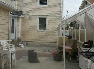 19710 119th Ave, Saint Albans, NY 11412