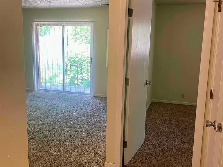 6255 Beechmont Ave #24 — Photo 3