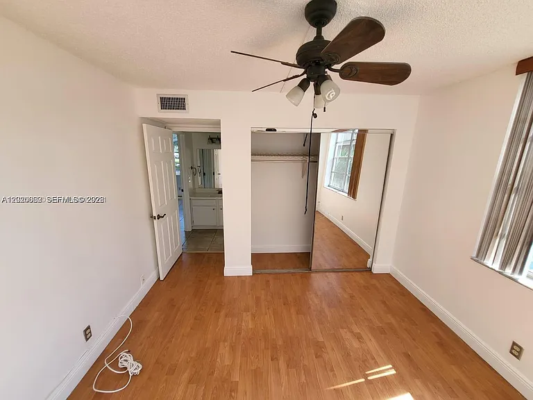 9440 Live Oak Pl #201 — Photo 8