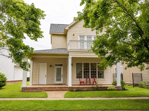 2651 N Westminster Dr, Fayetteville, AR 72704