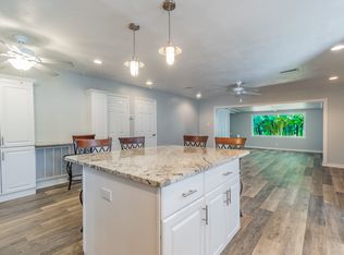 3141 W Euclid Ave, Tampa, FL 33629