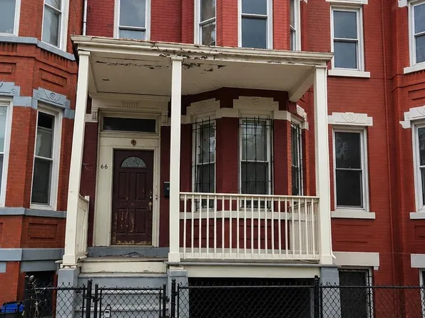 66 Oak Street image 1 of 9