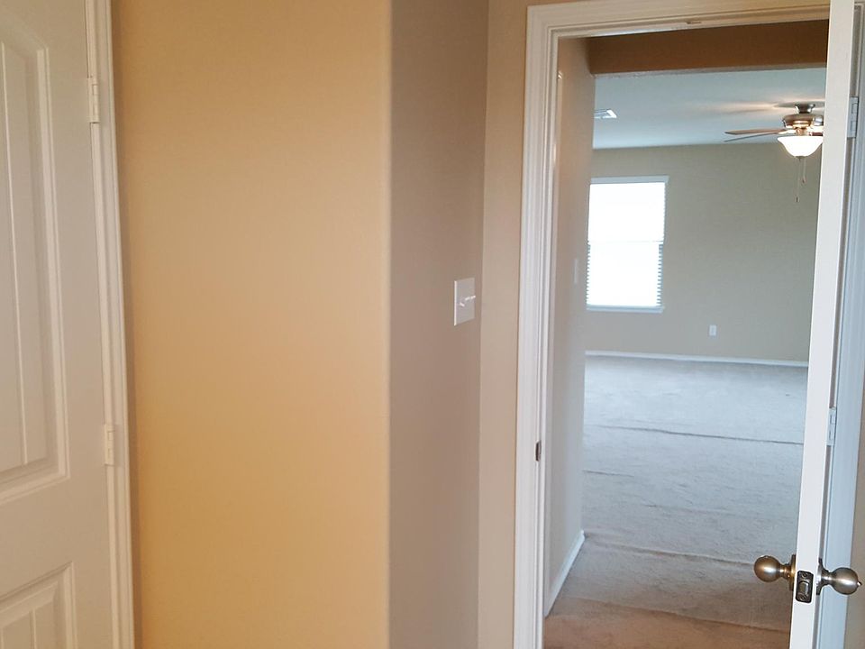 1st image of 862 Apricot Dr