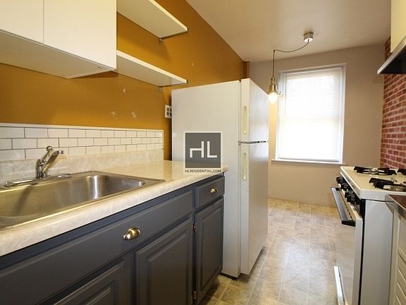 4th image of 8831 Fort Hamilton Pkwy APT 5