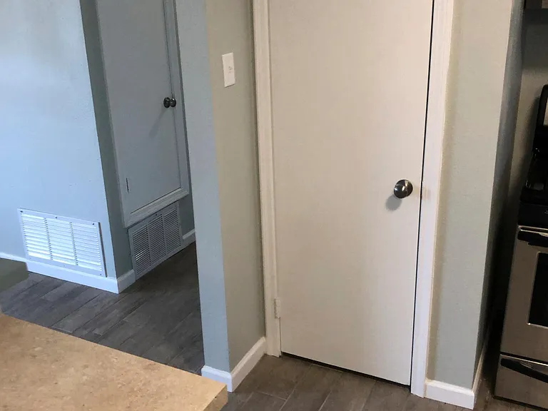 7628 Macon Dr — Photo 9