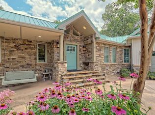 2642 Misty Creek Ln, Young Harris, GA 30582