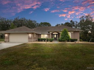 15 Calendula Ct E, Homosassa, FL 34446