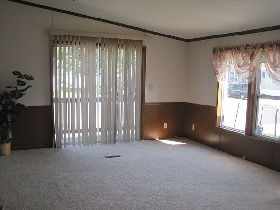 5th image of 132 Mowerson Dr